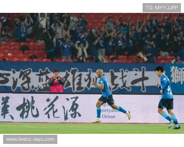 武汉三镇逆袭夺冠！中超双雄弃赛，三连冠奇迹如何诞生？