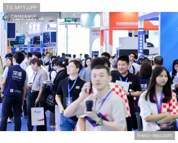 凯泽赛季前瞻：机遇与挑战交织，球队状态引关注