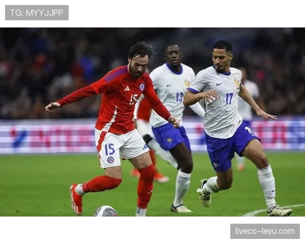 欧洲杯预选赛激战正酣，多队状态回暖全力争夺出线席位