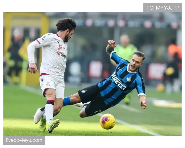 卡利亚里战术革新迎新阵型，稳步提升球队竞争力