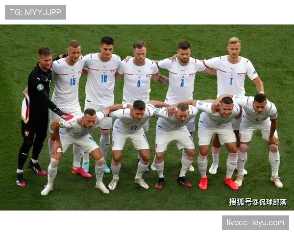 欧洲杯淘汰赛对阵出炉，多支劲旅状态回升引球迷热盼