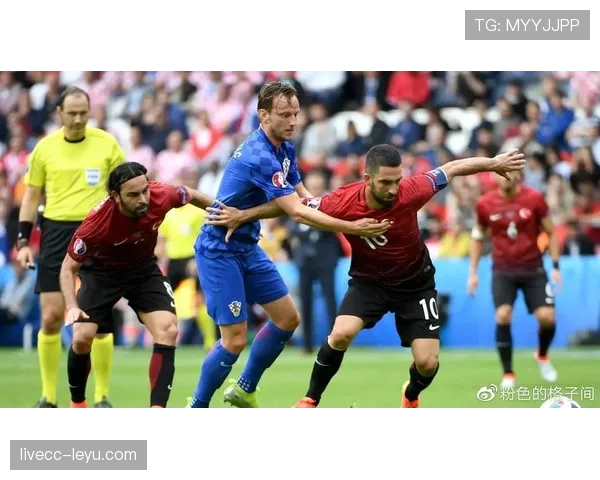 葡萄牙国家队状态回暖，欧国联小组赛强势出击