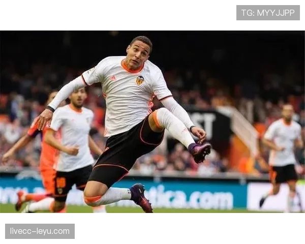 格拉纳达控球能力显著提升，战术体系日趋成熟引关注