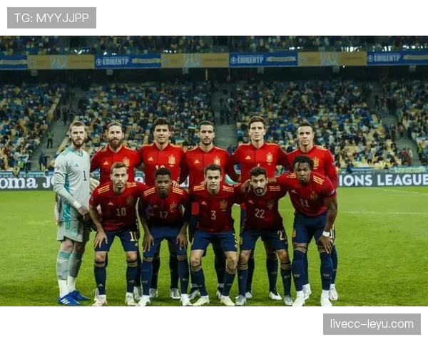 德容与伊涅斯塔中场组织及控球推进风格对比分析 德容与伊涅斯塔中场组织及控球推进风格对比分析