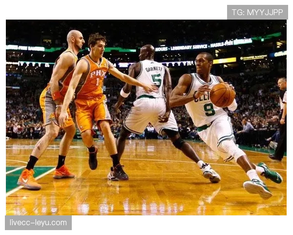 朗多挡拆串联为内线拉开节奏，助攻占比回升